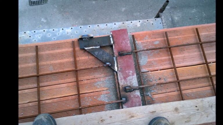 Armatura per Balcone a Sbalzo: Soluzioni e Vantaggi