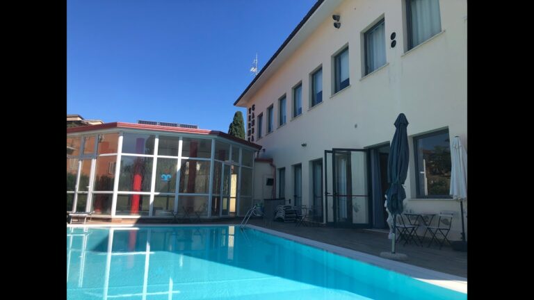 Come Contattare il Servizio Clienti al +39 02 50050 036