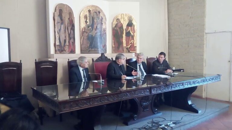 Albo Pretorio: La Trasparenza Amministrativa di Federico II